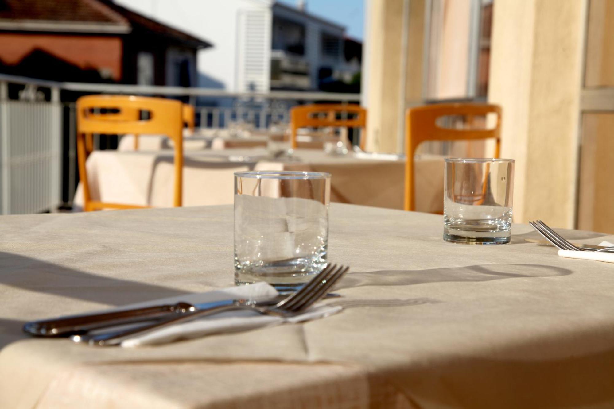 Hotel Alfa Anche In All Inclusive Ρίμινι Εξωτερικό φωτογραφία